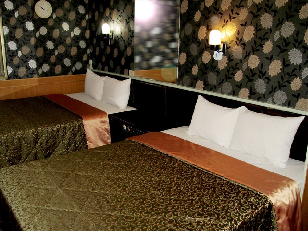 One Plus One Hotel Тайбей Екстер'єр фото