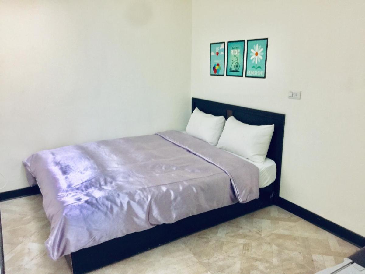 One Plus One Hotel Тайбей Екстер'єр фото